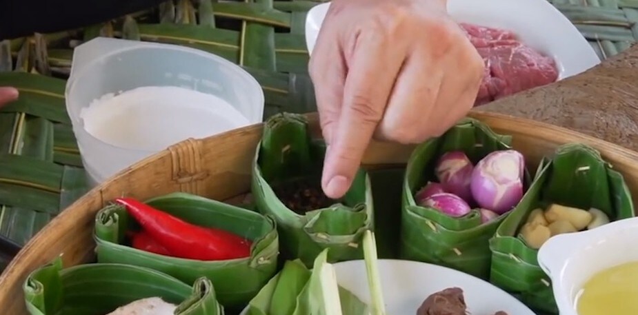 Rendang de vita in stil indonezian